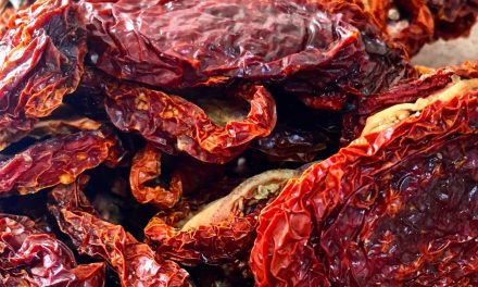 Dried tomatoes: preparation for winter