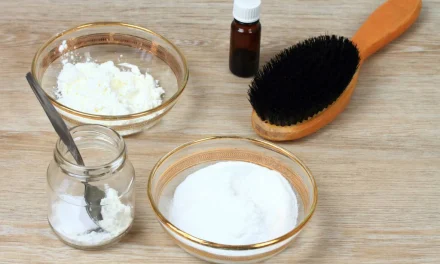 How is corn starch applied to hair? Starchy skin mask