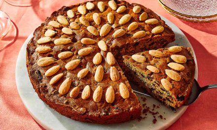 Dundee Cake Recipe: Almond Scottish Cake