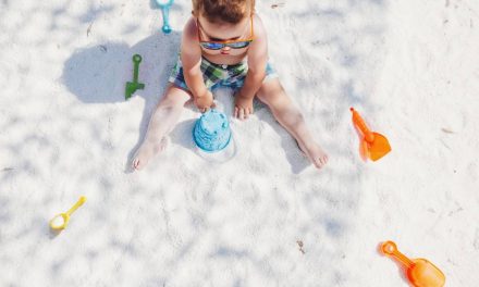 How many factors should the sunscreen for babies?