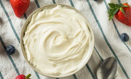 What is the difference between Mascarpone cheese and labne?